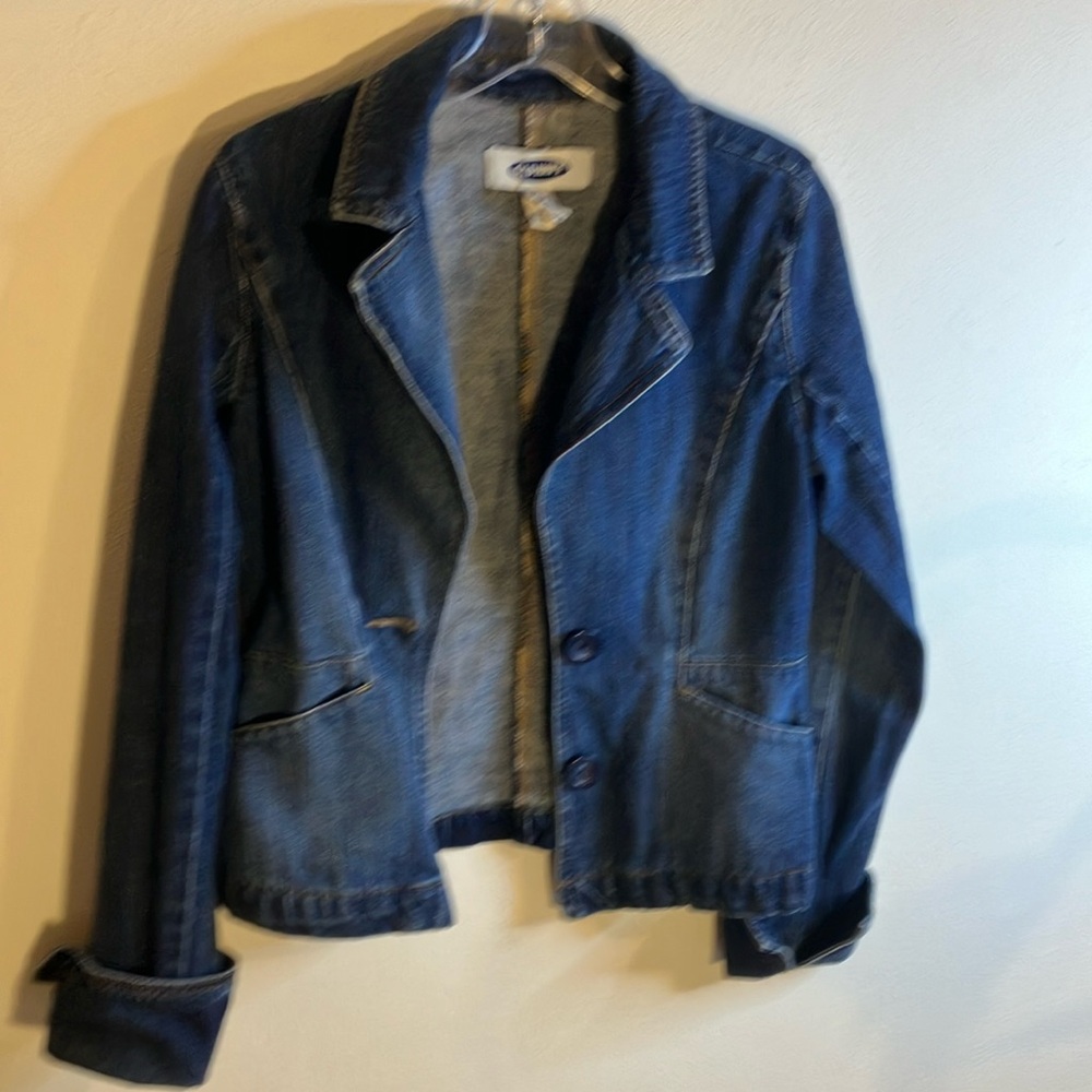 Old Navy Women’s Denim Jacket Size S See Photos for measurements 2 Button